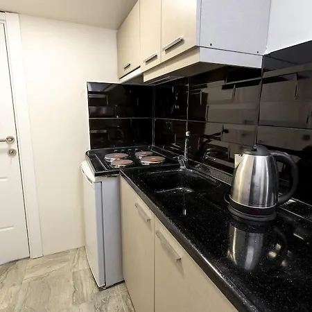 Global Aparthotel 2*