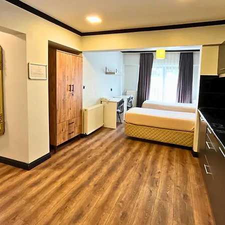 Aparthotel Global 2*