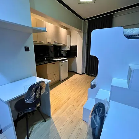 Aparthotel Global 2*