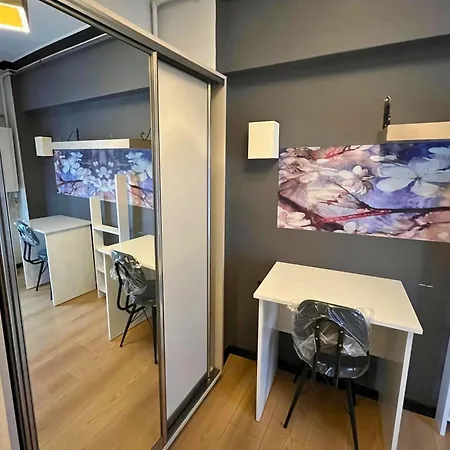 Aparthotel Global 2*
